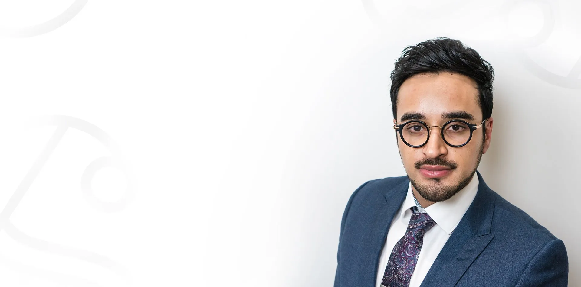 Dr Adil Sarwar at Skin Science Clinic, London