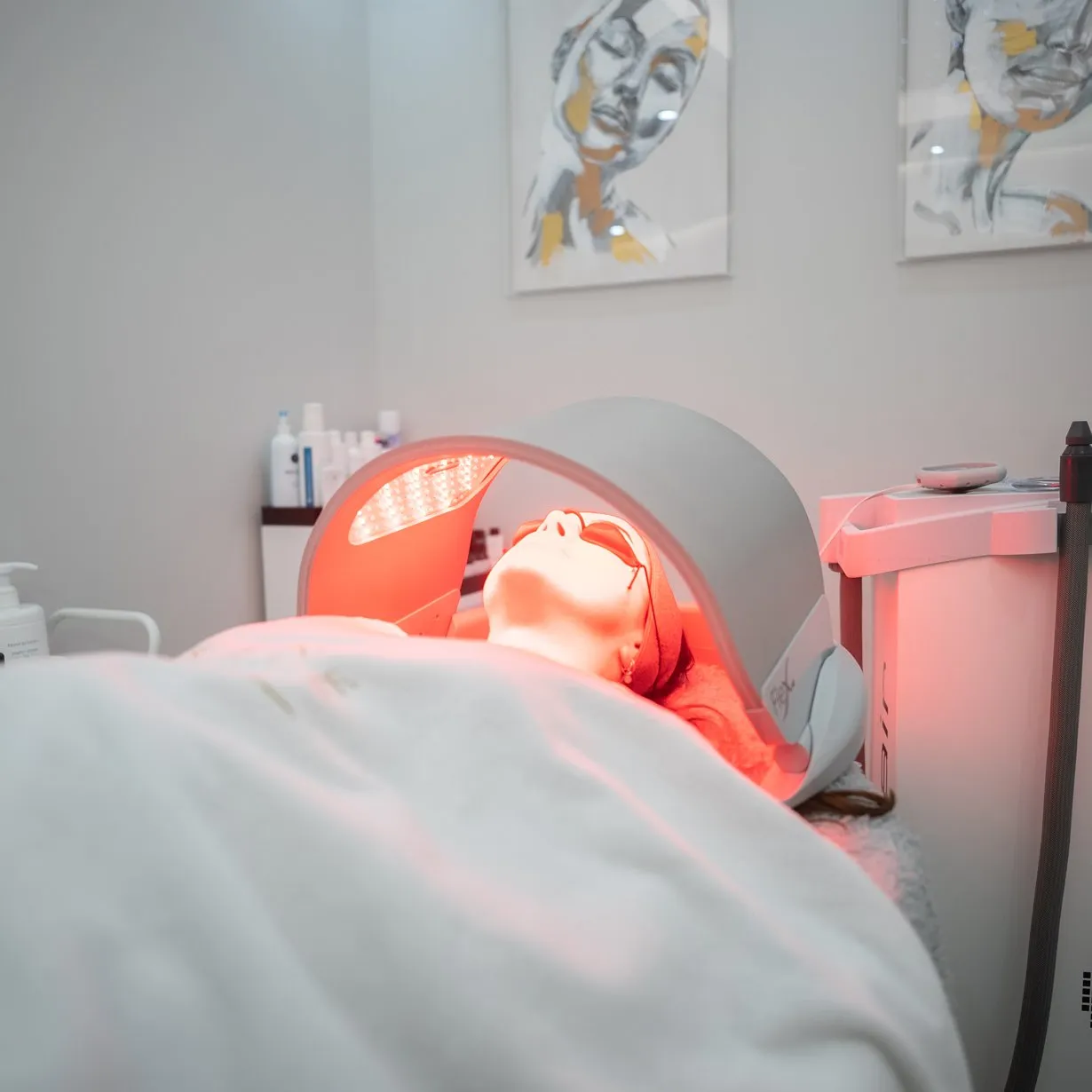 LED phototherapy in action at Skin Science Clinic London
